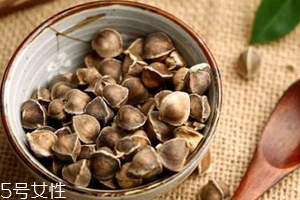 辣木籽是飯前吃還是飯后吃？