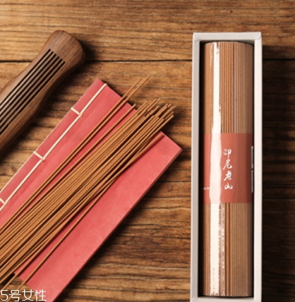 線(xiàn)香是什么？線(xiàn)香的功效與作用