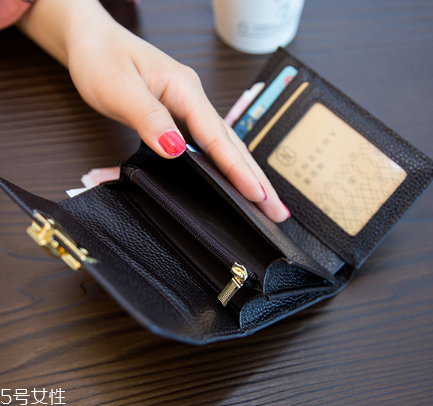錢包可以扔嗎？扔錢包的講究