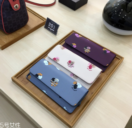 錢包是長款好還是短款好？錢包長款和短款的區(qū)別