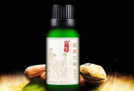 荷荷巴油可以豐胸嗎？荷荷巴油豐胸手法