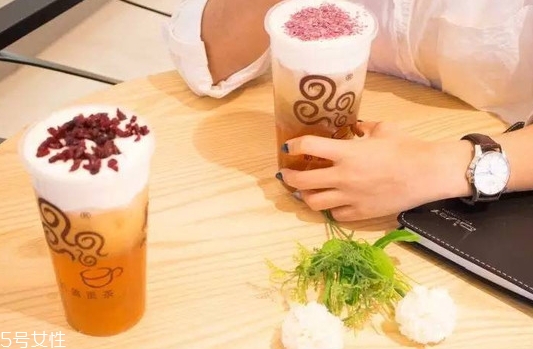四云奶蓋貢茶哪個(gè)好喝？四云奶蓋貢茶點(diǎn)單攻略