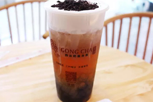 四云奶蓋貢茶是真的嗎？四云奶蓋貢茶多少錢一杯