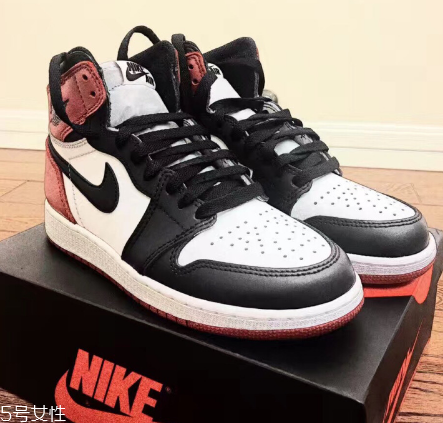 aj 1黑腳趾多少錢(qián)？aj 1黑腳趾市場(chǎng)價(jià)格