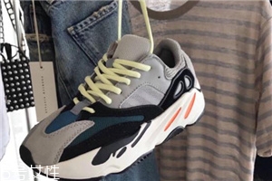 yeezy 700偏碼嗎？yeezy 700碼數(shù)正常嗎