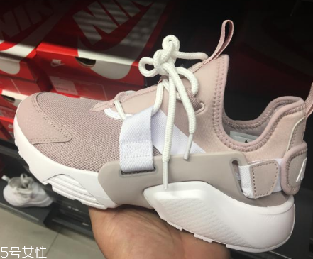 健身穿什么衣服好？健身穿搭推薦