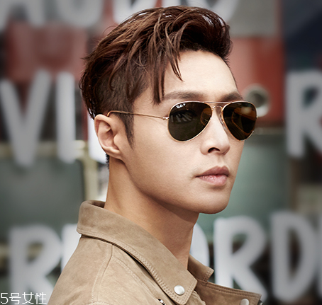 男生戴什么墨鏡好看？適合男生戴的墨鏡