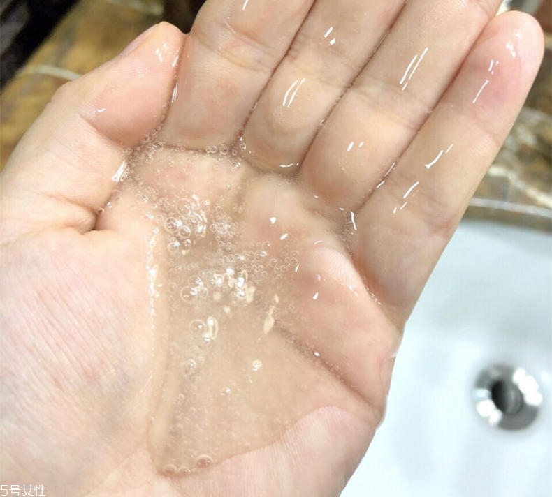 pure smile藝妓臉譜面膜有幾個(gè)版本？適合敏感肌嗎？