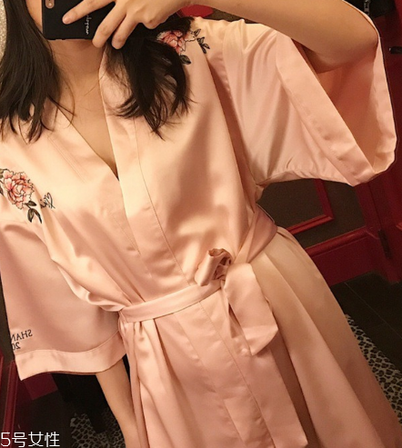 睡衣腰帶怎么系？睡衣腰帶常見系法