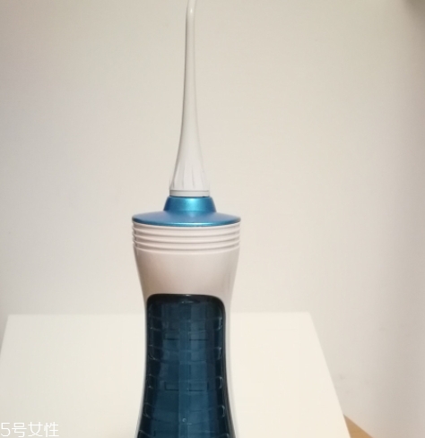 沖牙器能代替牙刷嗎？用沖牙器要刷牙嗎