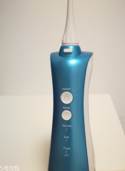 沖牙器能代替牙刷嗎？用沖牙器要刷牙嗎