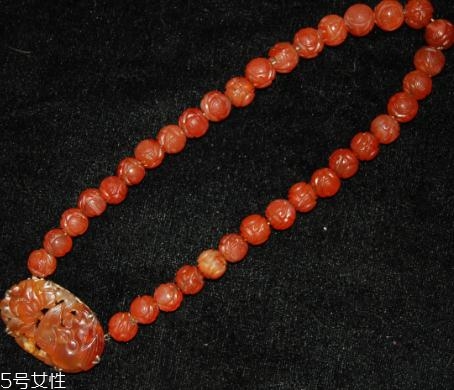 瑪瑙項鏈一般多少錢？瑪瑙項鏈市場價位