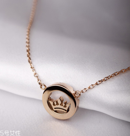 項(xiàng)鏈?zhǔn)亲憬疬€是k金好？項(xiàng)鏈買足金還是k金