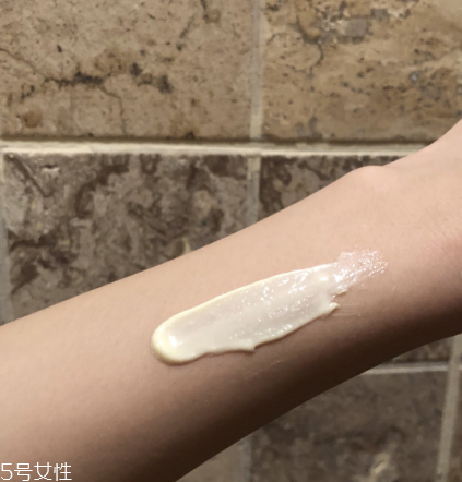 伊索和祖瑪龍身體乳哪個(gè)好 兩款身體乳區(qū)別對比
