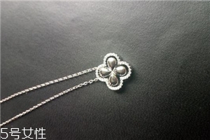 項(xiàng)鏈s925是銀還是白金？項(xiàng)鏈s925屬于白金還是銀