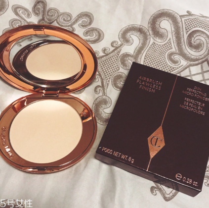 charlotte tilbury極細(xì)無暇粉餅怎么樣 ct無瑕蜜粉餅