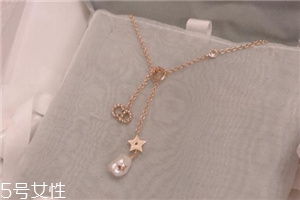 項(xiàng)鏈發(fā)黑怎么清洗？項(xiàng)鏈發(fā)黑清洗方法