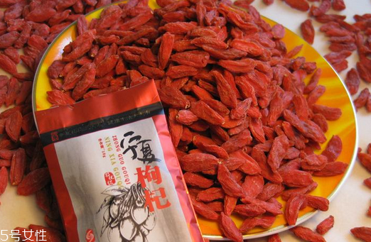 枸杞是大的好還是小的好？枸杞買大還是買??？