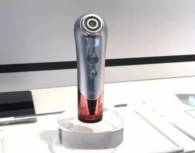 雅萌射頻美容儀防水嗎？雅萌Bloom射頻美容儀可以水洗嗎