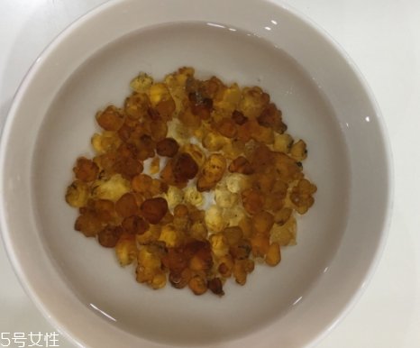 桃膠能和雞蛋一起吃嗎？桃膠配雞蛋可以嗎？