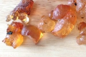 桃膠能治胃病嗎？胃病吃桃膠好嗎？