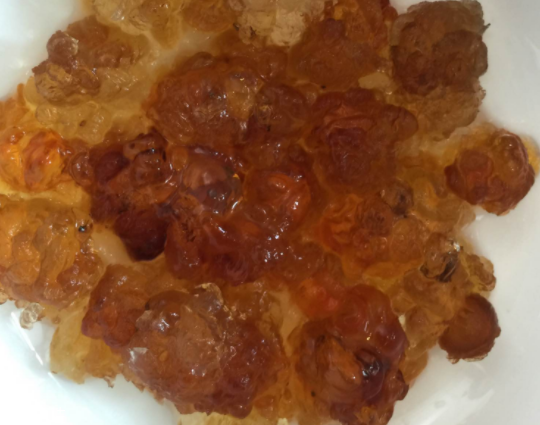 桃膠能治胃病嗎？胃病吃桃膠好嗎？