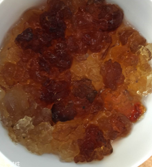 桃膠可以用開(kāi)水泡嗎？用開(kāi)水泡桃膠好嗎？