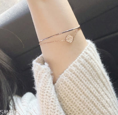 手鏈可以兩只手同時戴嗎？手鏈可以兩只手一起戴嗎