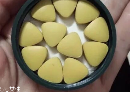 油菜花粉一次吃多少？油菜花粉服用方法