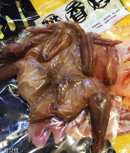 臘雞可以帶上飛機嗎？坐飛機可以帶臘雞嗎？