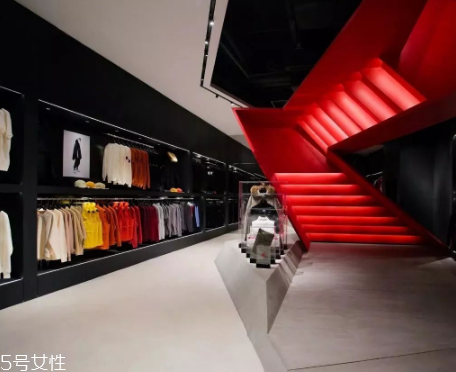 roaringwild在哪買？roaringwild實體店地址