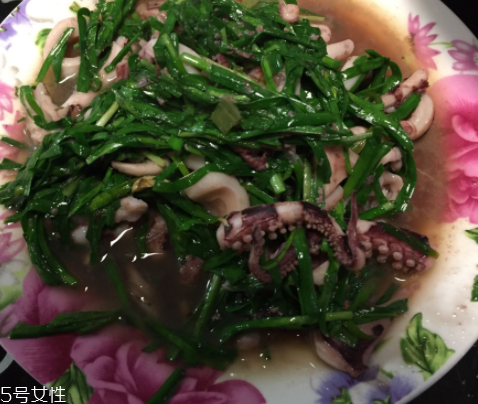 魷魚是海鮮嗎？魷魚屬于海鮮嗎？