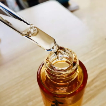 嬌蘭黃金復(fù)原蜜和雅詩蘭黛小棕瓶哪個好？