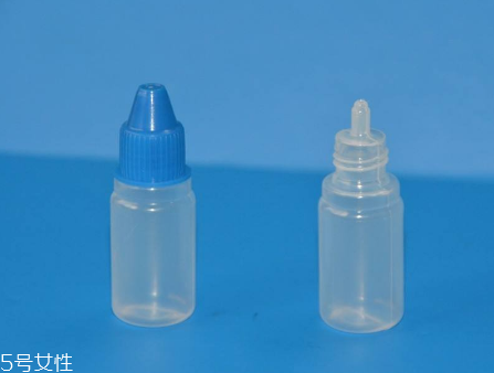 眼藥水是滴在眼睛里嗎？眼藥水是屬于外用的嗎？