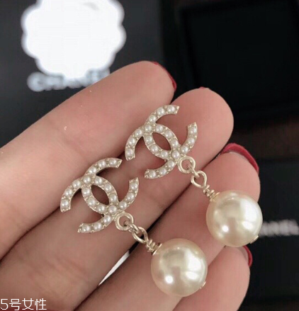 耳環(huán)一般多少克一對？耳環(huán)常見克數(shù)
