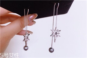 耳環(huán)后面的扣怎么戴？耳環(huán)后面的扣戴法