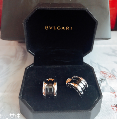 耳釘上的污垢怎么清洗？耳釘上有污垢怎么辦？