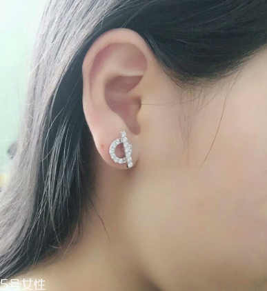 耳釘轉(zhuǎn)不動(dòng)怎么辦？耳釘轉(zhuǎn)不動(dòng)怎么處理？