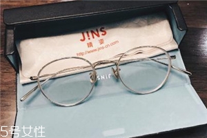jins眼鏡多少錢？jins眼鏡價(jià)格