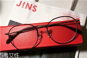 jins防藍(lán)光眼鏡有用嗎？jins防藍(lán)光眼鏡有效果嗎？