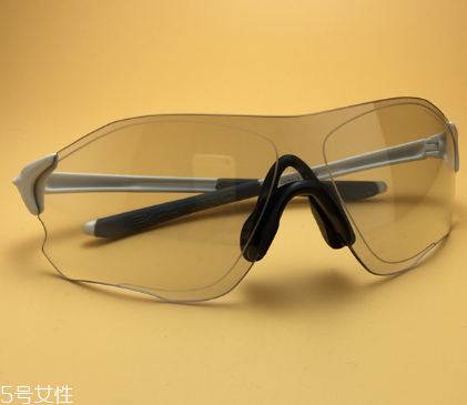 oakley眼鏡怎么樣？歐克利眼鏡好嗎？