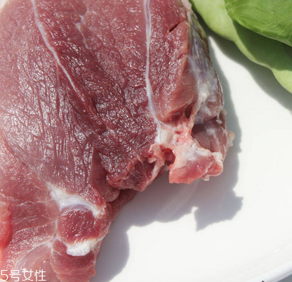 黑豬肉是黑色嗎？黑豬肉什么顏色？
