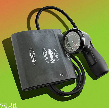 血壓計能測心率嗎？心率可以用血壓計測嗎？