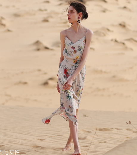 相親穿什么衣服合適？夏季相親穿什么好？