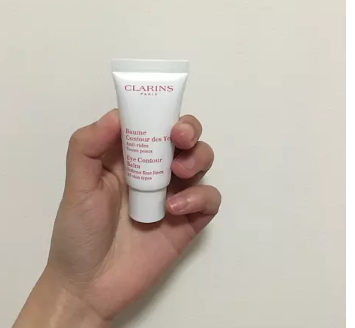 嬌韻詩適合油性肌膚嗎？嬌韻詩適合油皮嗎