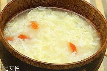 酒釀蛋豐胸靠譜嗎？酒釀蛋吃多久有效果？