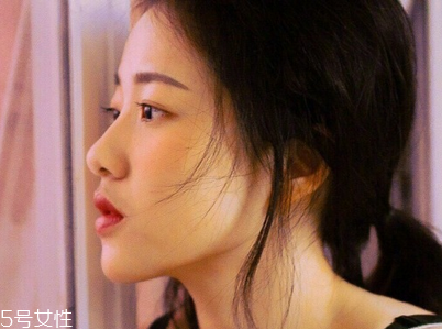 先去角質還是先用洗面奶 去角質的正確順序
