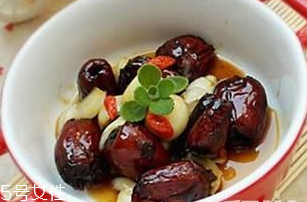 花生衣的吃法 花生衣怎么吃？