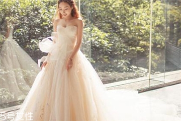 婚紗買回來(lái)要洗嗎？新買的婚紗要洗嗎？