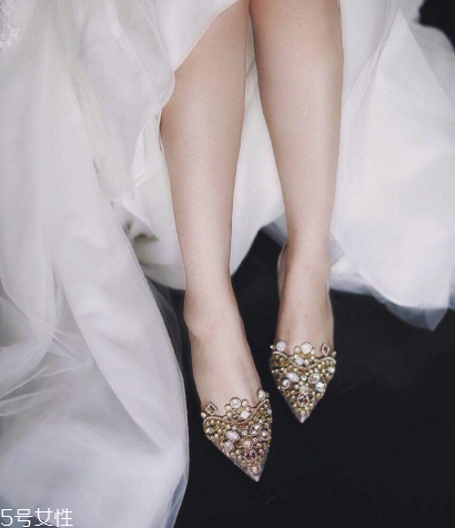 婚鞋可以送人嗎？婚鞋送人好嗎？